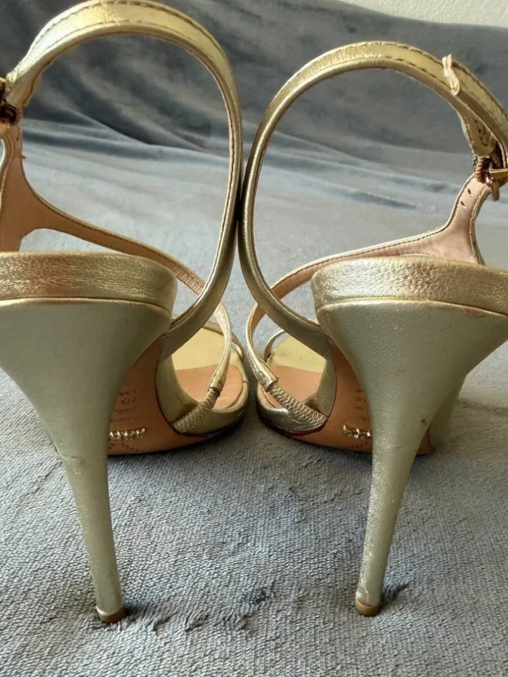 Schutz Women's Gold Sling Metallic 4" Heel Sandal/Shoes size 7B - Picture 5 of 12